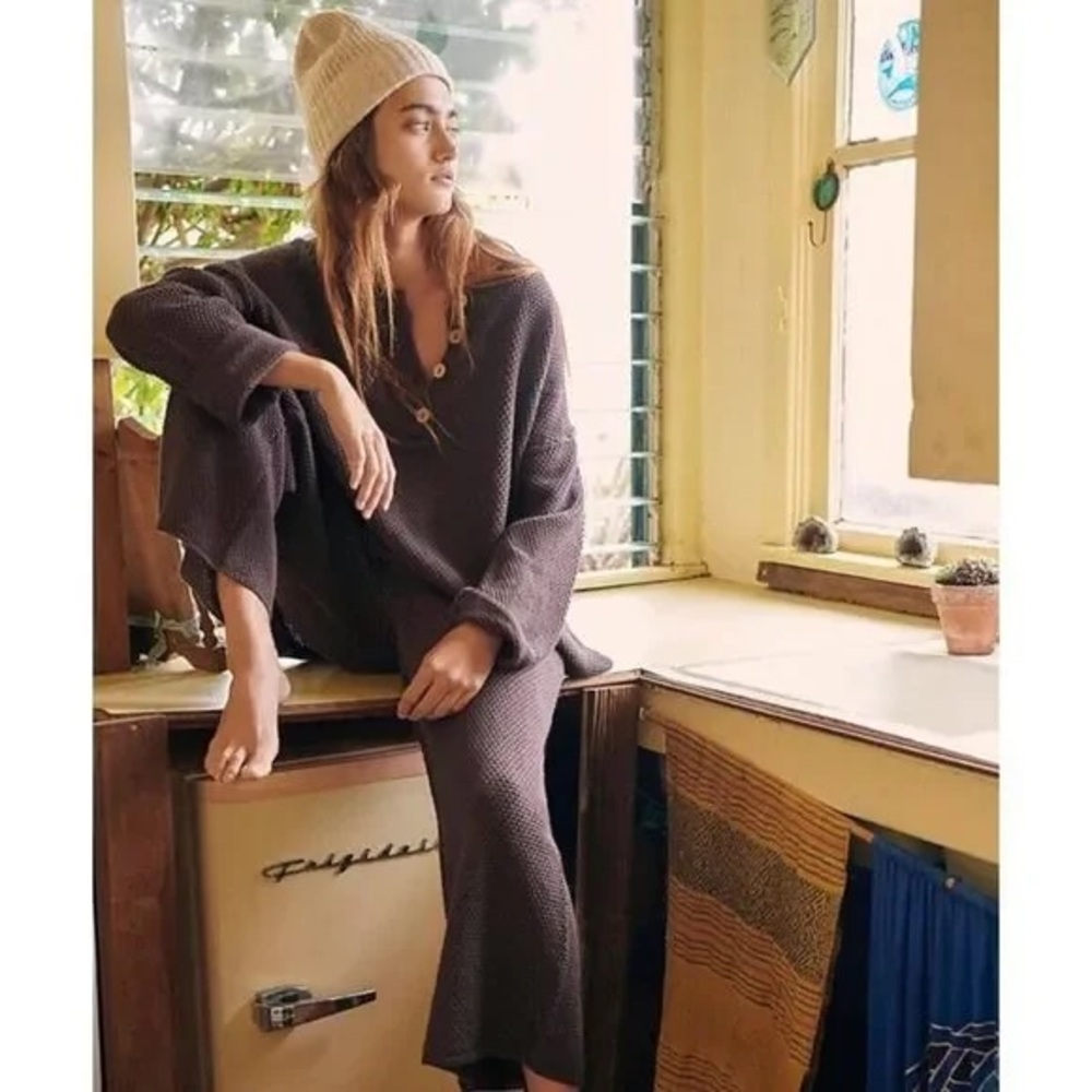 Hailee Sweater Set in Hot Fudge